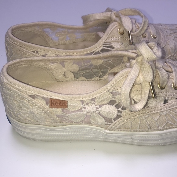 KEDS Festival All Lace Triple Decker Sneakers - Picture 8 of 10